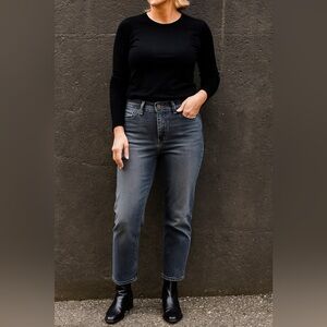 TAIS Calvin Klein vintage wash womens  casual low rise Straight Jeans - size 32